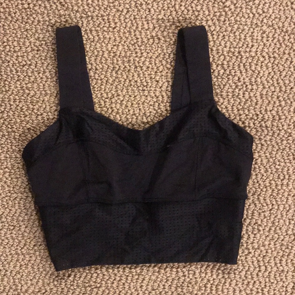 Lululemon sports bra size small